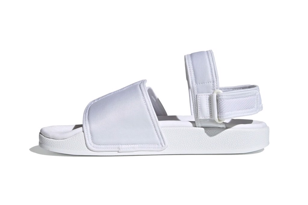 Hinh anh 4: adidas 'New adilette Sandal nang cap kieu dang co dien