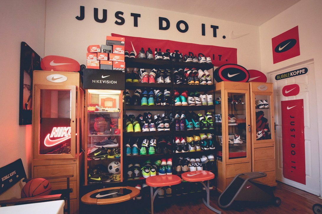 Hinh anh 2: Cung tro chuyen voi nguoi sang lap Bubblekoppe - Justin Paul Ronne ve thiet ke Air Max yeu thich cua anh ay