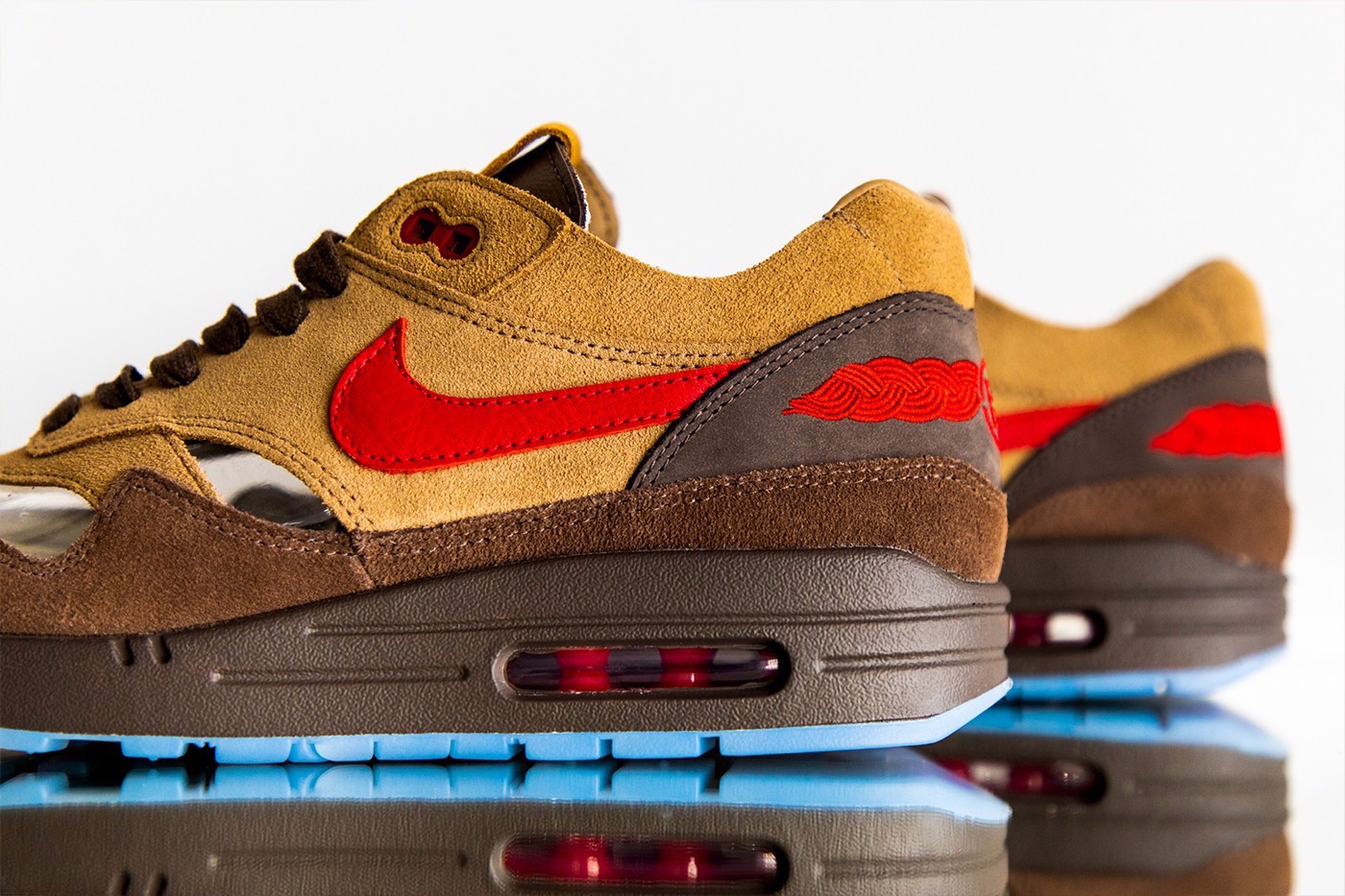 Nike công bố những hình ảnh chính thức rõ nét nhất về đôi CLOT x Nike Air Max 1 "Kod Cha" Hinh anh 3: Nike cong bo nhung hinh anh chinh thuc ro net nhat ve doi CLOT x Nike Air Max 1 "Kod Cha"