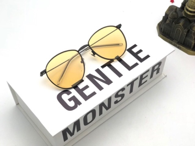 5-mau-kinh-gentle-monster-chinh-hang-hot-nhat-nam-2021