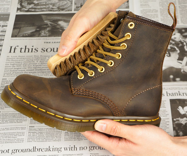 nhung-buoc-bao-quan-giay-dr-martens-ma-ban-khong-nen-bo-qua