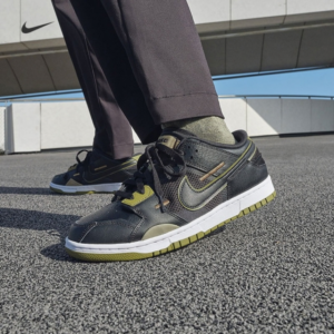 Alternative view of Giày Nike Dunk Low Scrap 'Black Olive' DM0128-001