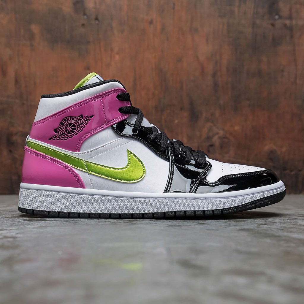 Jordan 1 Mid SE "White/Cyber/Active Fuchsia" Khi hồng là dành cho nam giới! Hinh anh 4: Jordan 1 Mid SE "White/Cyber/Active Fuchsia" Khi hong la danh cho nam gioi!