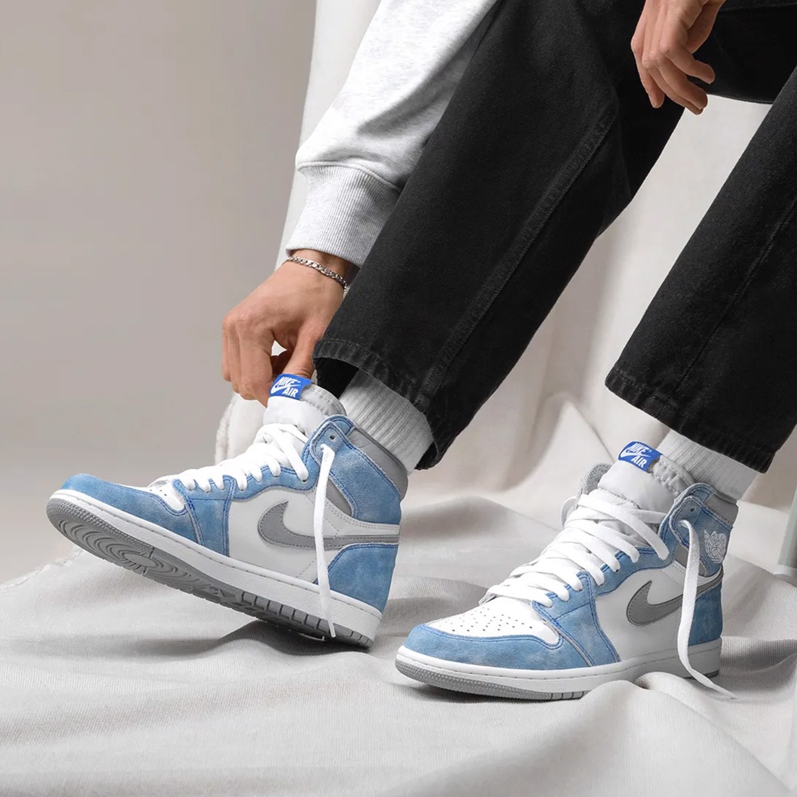 Hinh anh 2: Review giay: Air Jordan 1 Retro High OG Hyper Royal