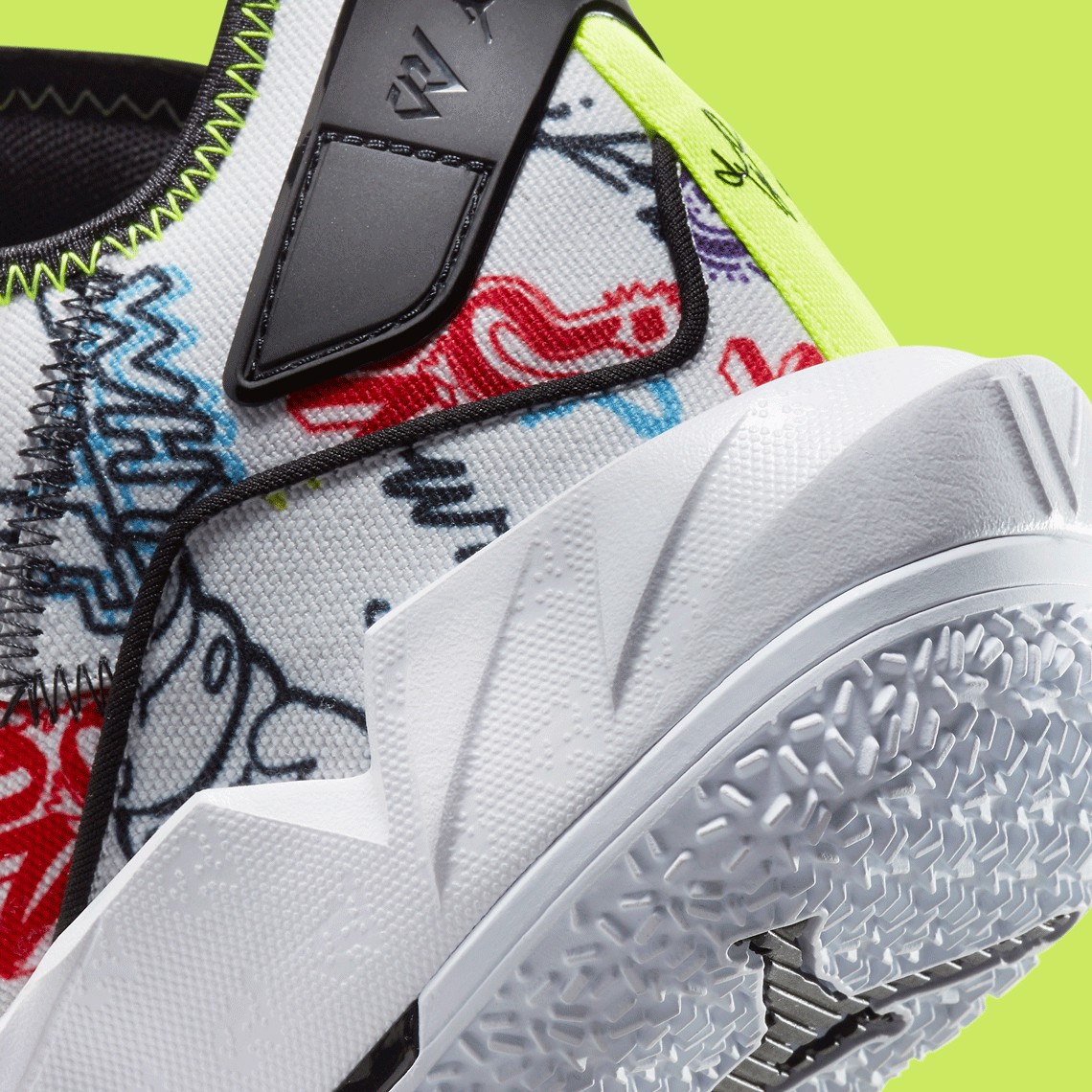 the-jordan-why-not-zer0-4-xuat-hien-cuc-ngau-voi-hoa-tiet-graffiti