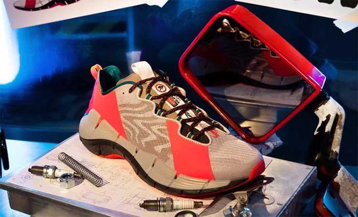 mot-ve-tham-quan-toi-cong-vien-ky-jura-cung-reebok