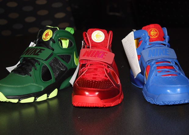 Hinh anh 6: Top 7 bo suu tap giay lay cam hung tu sieu anh hung