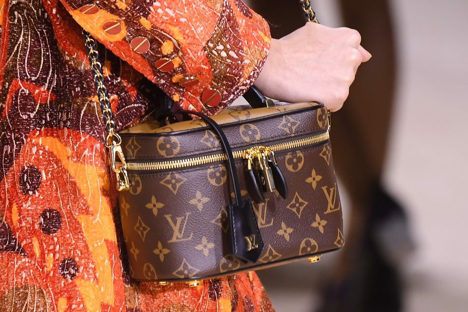 Túi trống du lịch Louis Vuitton Nâu hoa vân chấm bi màu Like Auth on web   TANYA
