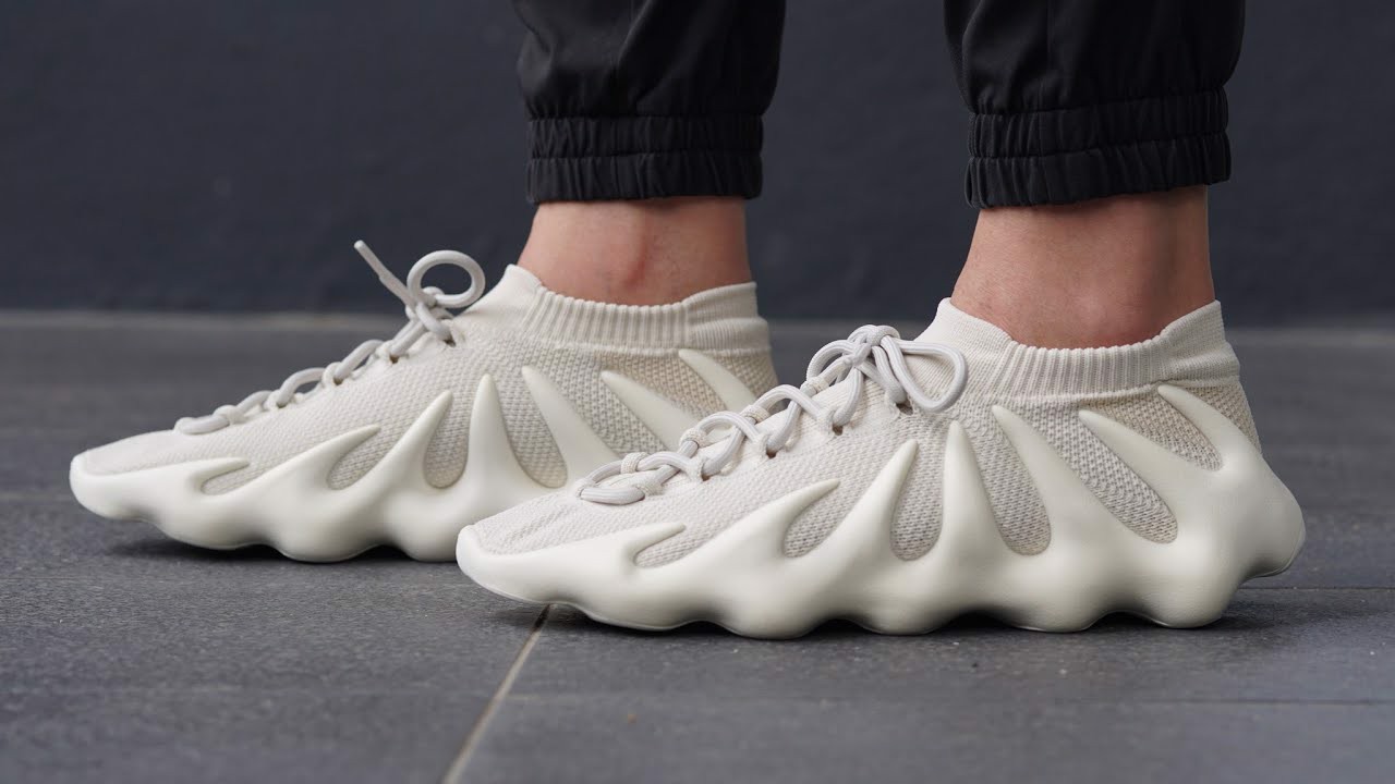 review-giay-yeezy-450-cloud-white-sang-tao-hay-ki-di