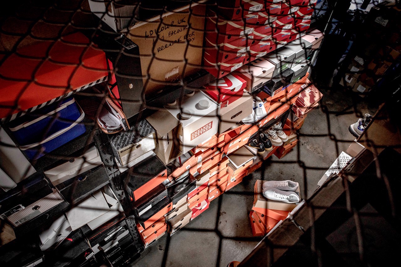 moi-quan-he-cua-simon-woody-wood-va-nike-air-force-1