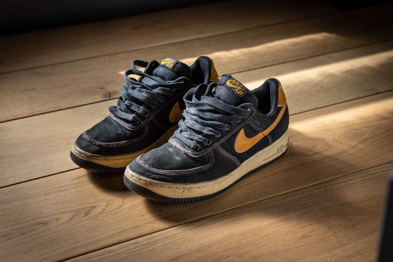 moi-quan-he-cua-simon-woody-wood-va-nike-air-force-1