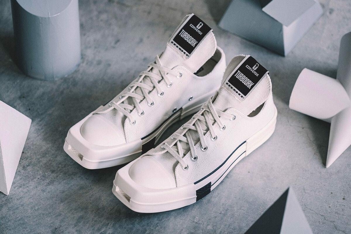 Hinh anh 4: Can canh ve ngoai moi me cua Rick Owens x Converse TURBODRK Chuck 70