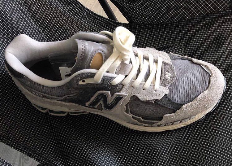 bac-thay-phia-sau-thanh-cong-cua-new-balance-s-protection-pack