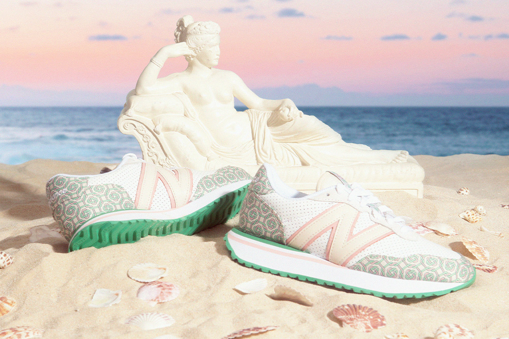 Hinh anh 1: Casablanca X New Balance 327 - Lieu thanh cong noi tiep thanh cong?