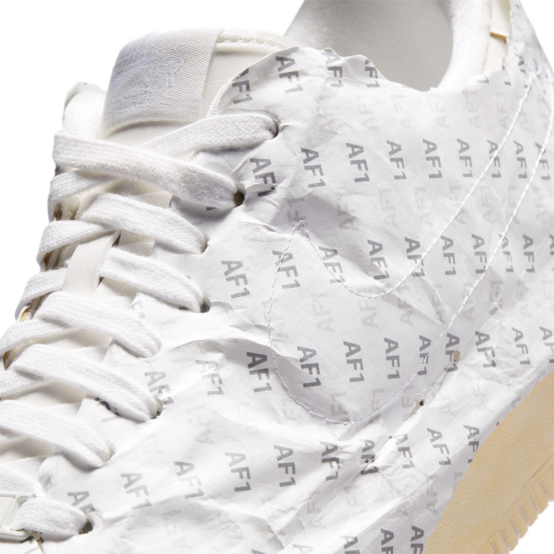 nike-nhan-manh-tam-quan-trong-cua-khan-giay-hop-voi-air-force-1-timeless-classic-keep-fresh