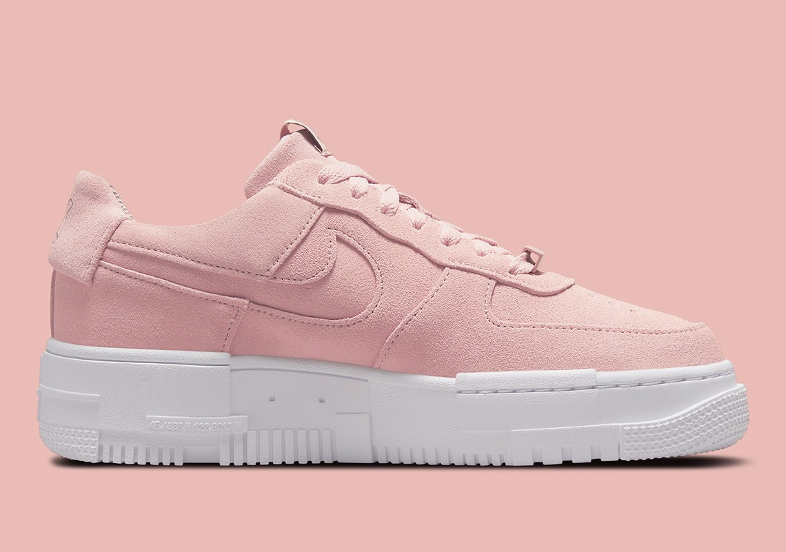Hinh anh 2: Hinh anh chinh thuc ve phien ban Nike Air Force 1 Suede Pink Pixel