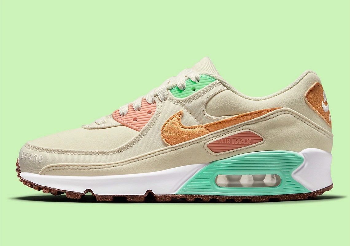 Hinh anh 2: Air Max 90 “Happy Pineapple” – qua dua hanh phuc cuc xinh xan