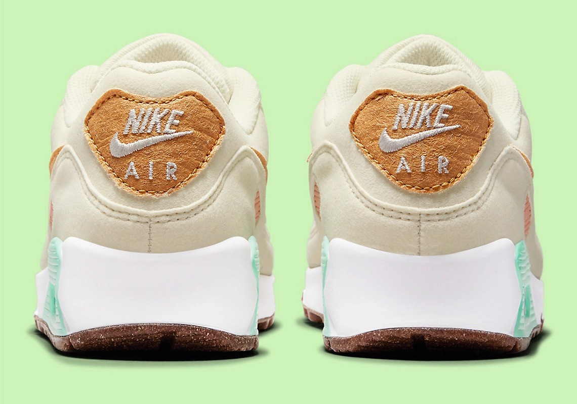 Hinh anh 4: Air Max 90 “Happy Pineapple” – qua dua hanh phuc cuc xinh xan