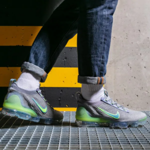 Alternative view of Giày Nike Air VaporMax 2021 Flyknit 'Grey Light Liquid Lime' DH4084-003