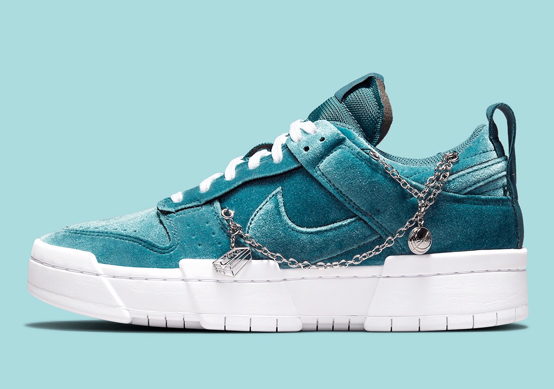 toa-sang-cung-nike-dunk-low-disrupt-blue-velvet