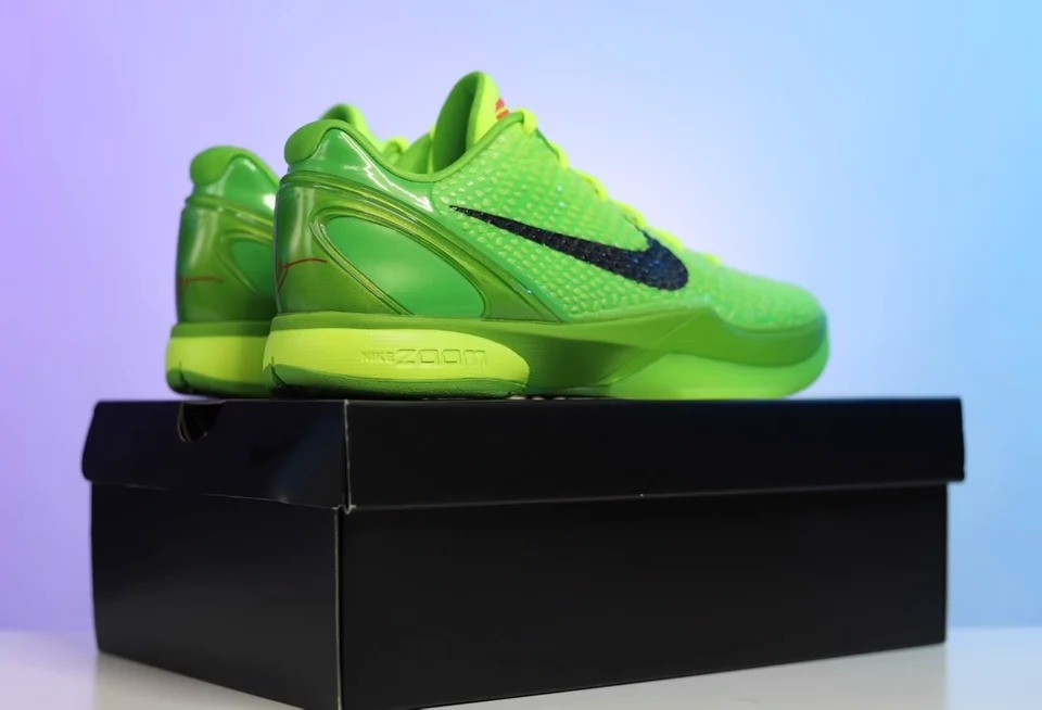 Kobe 6 ‘Grinch’ chính xác là một tuyệt phẩm Hinh anh 2: Kobe 6 ‘Grinch’ chinh xac la mot tuyet pham