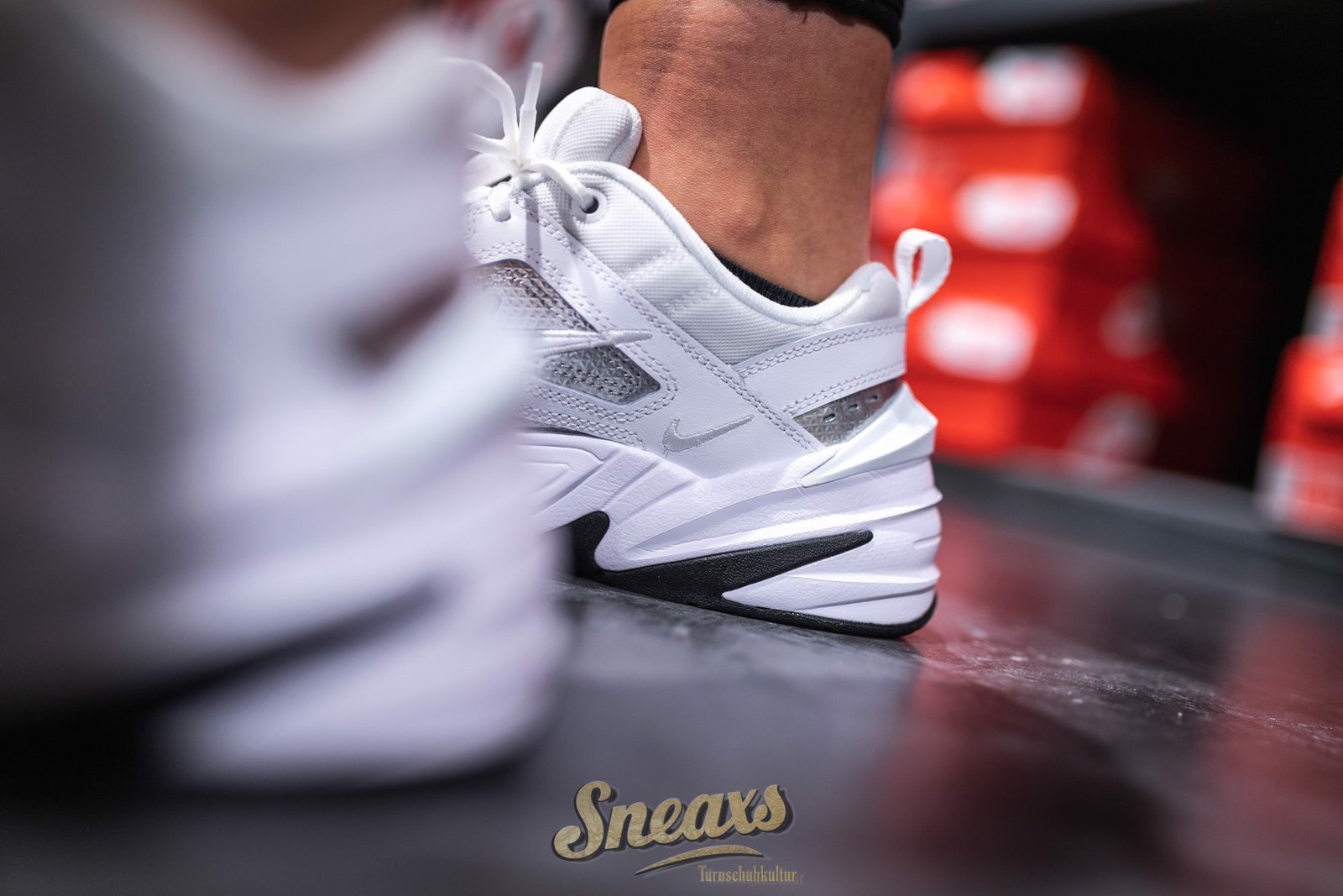 5 Sự Thật Về Nike M2K Tekkno - Authentic-Shoes