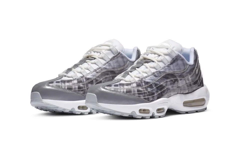 nike-mo-hinh-anh-x-ray-tren-doi-air-max-95-voi-hoa-tiet-grisly