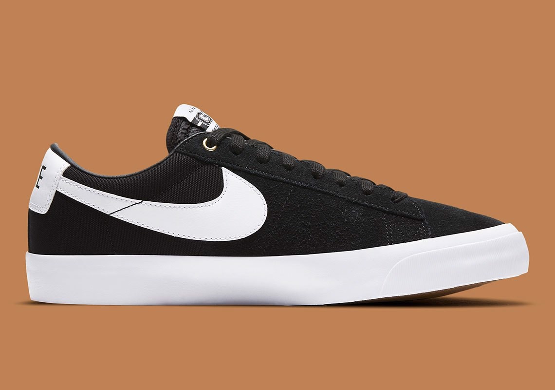 nike-sb-blazer-low-gt-vua-duoc-phat-hanh-voi-mau-den-sac-mau-chang-bao-gio-cu