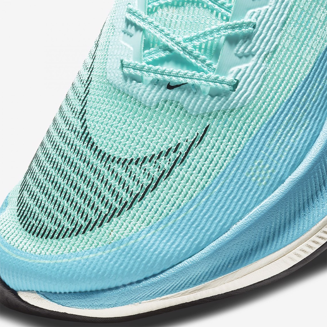 nike-cai-thien-hon-nua-voi-thiet-ke-cua-minh-cung-zoom-vaporfly-next-2