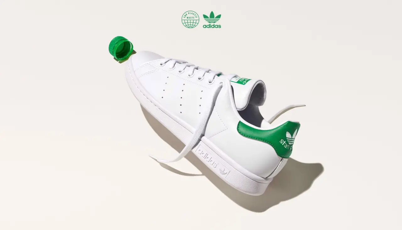 Top 15 doi Sneaker All-White tuyet voi nhat trong nam 2022
