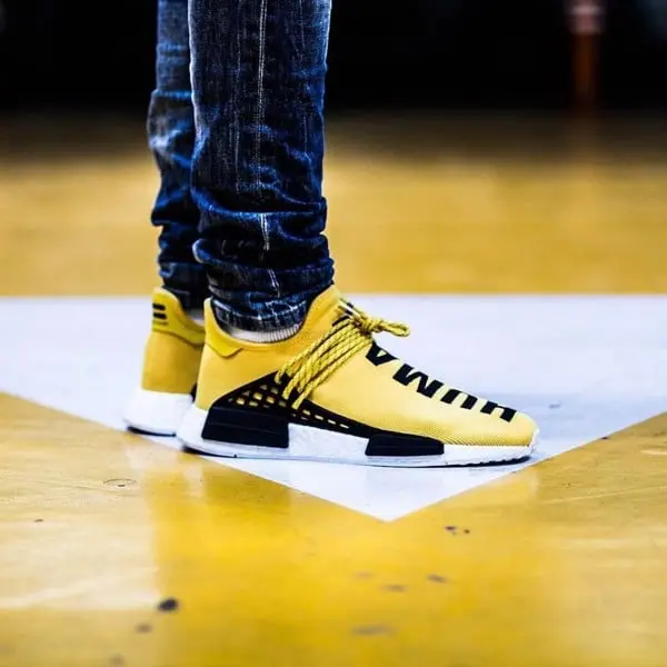 Cam nang phoi do cung Adidas NMD Human Race cuc chat danh cho cac chang trai 2021
