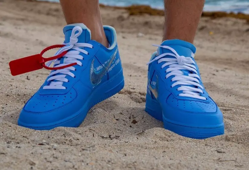 Legit check: Huong dan cach phan biet Off-White x Nike Air Force 1 MCA University Blue Real va Fake