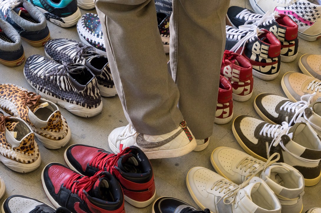 su-giao-thoa-giua-nick-sisombath-va-supreme-x-nike-blazer