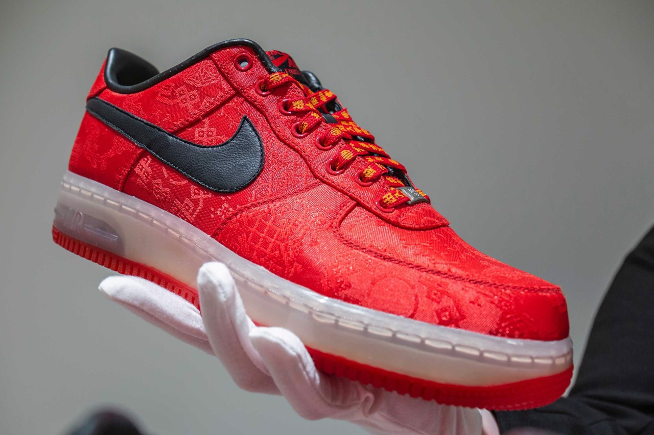 sotheby-s-dang-rao-ban-20-doi-air-force-1-sieu-quy-hiem-trong-chuong-t