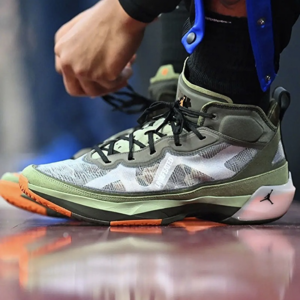 Giay Nike Air Jordan 37 x Undefeated SP 'Flight Jacket' DV6255-300