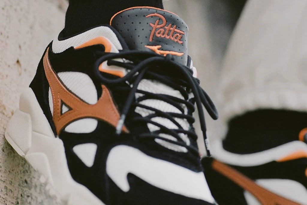 patta-gay-an-tuong-trong-ban-collab-voi-mizuno
