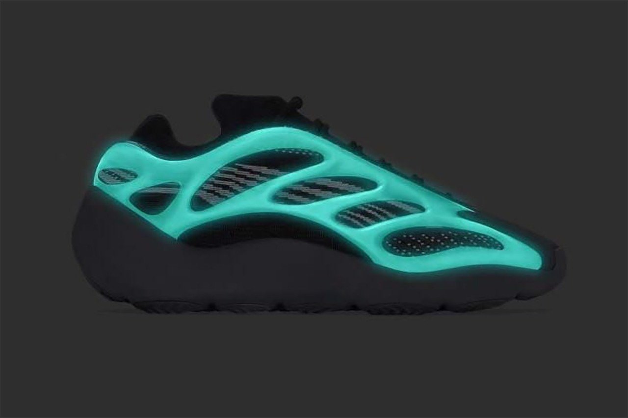 adidas-yeezy-700-v3-dark-glow-chuan-bi-duoc-ra-mat