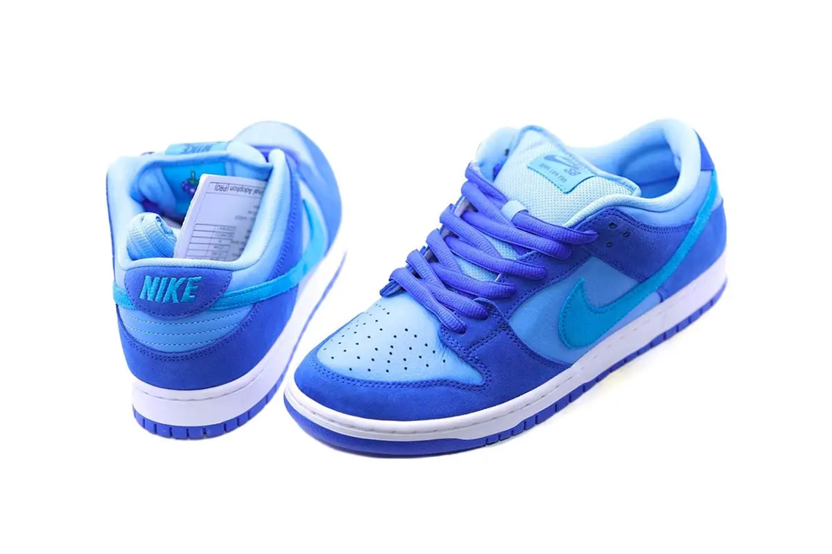 Nhung hinh anh dau tien ve phien ban Nike SB Dunk Low "Blueberry"