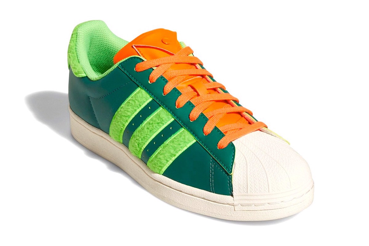 hinh-anh-cua-doi-south-park-x-adidas-superstar-kyle-va-adidas-nmd-r1-kenny