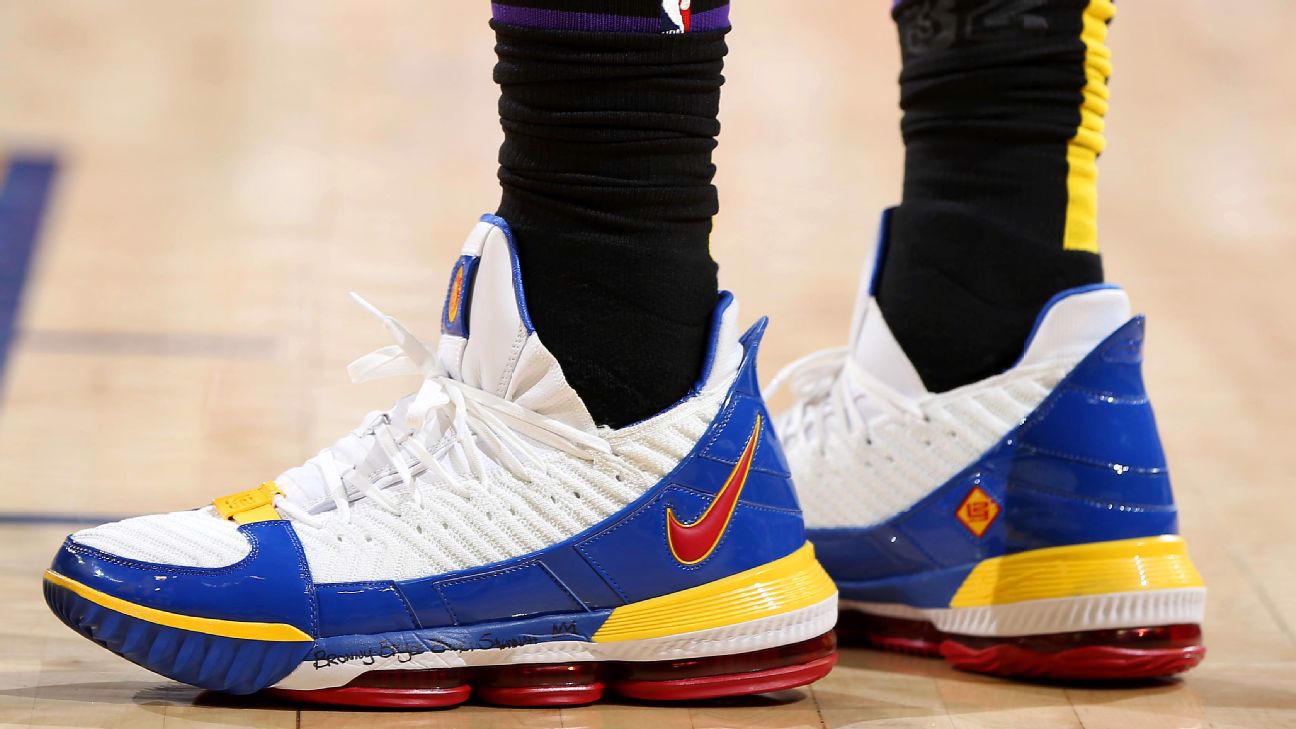 xep-hang-nhung-doi-giay-lebron-tot-nhat-tu-truoc-den-nay