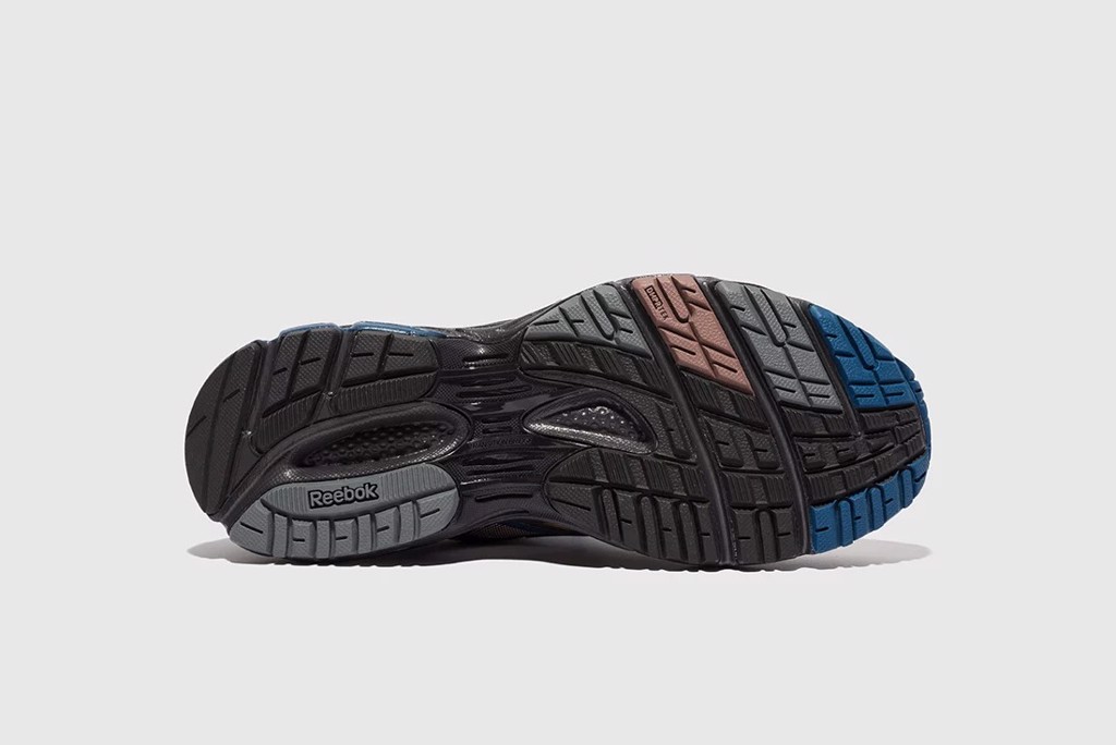 Bản collab tiếp theo của Packer chính là Reebok Trinity Premier Hinh anh 8: Ban collab tiep theo cua Packer chinh la Reebok Trinity Premier