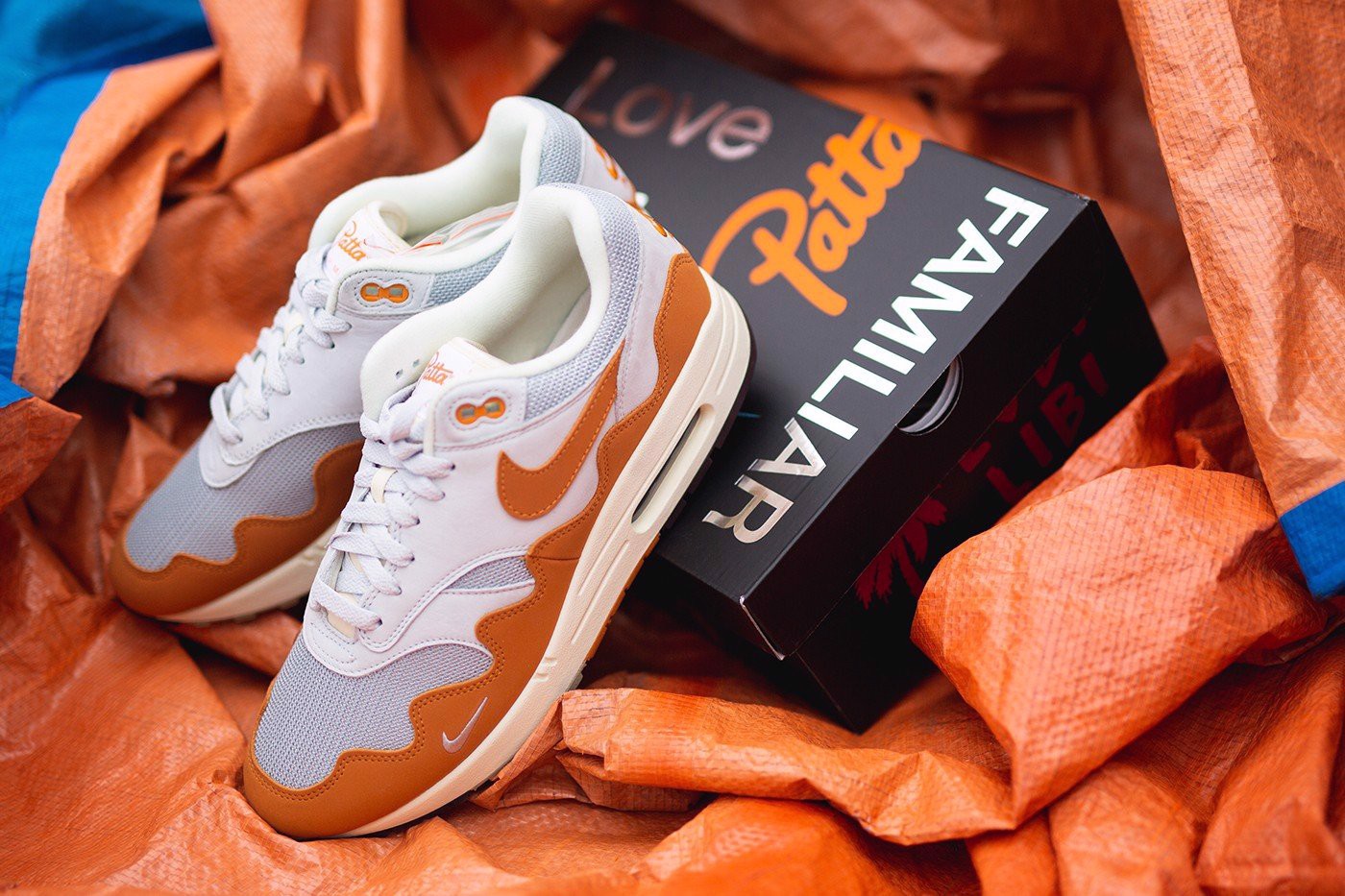 Hinh anh 2: Review giay: Nike Air Max 1 x Patta "Monarch"-Lan song moi cua Sneaker