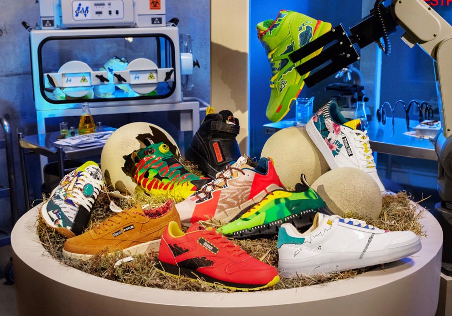 mot-ve-tham-quan-toi-cong-vien-ky-jura-cung-reebok