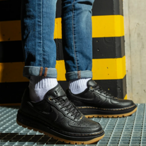 Giay Nike Air Force 1 Luxe 'Black Gum' DB4109-001