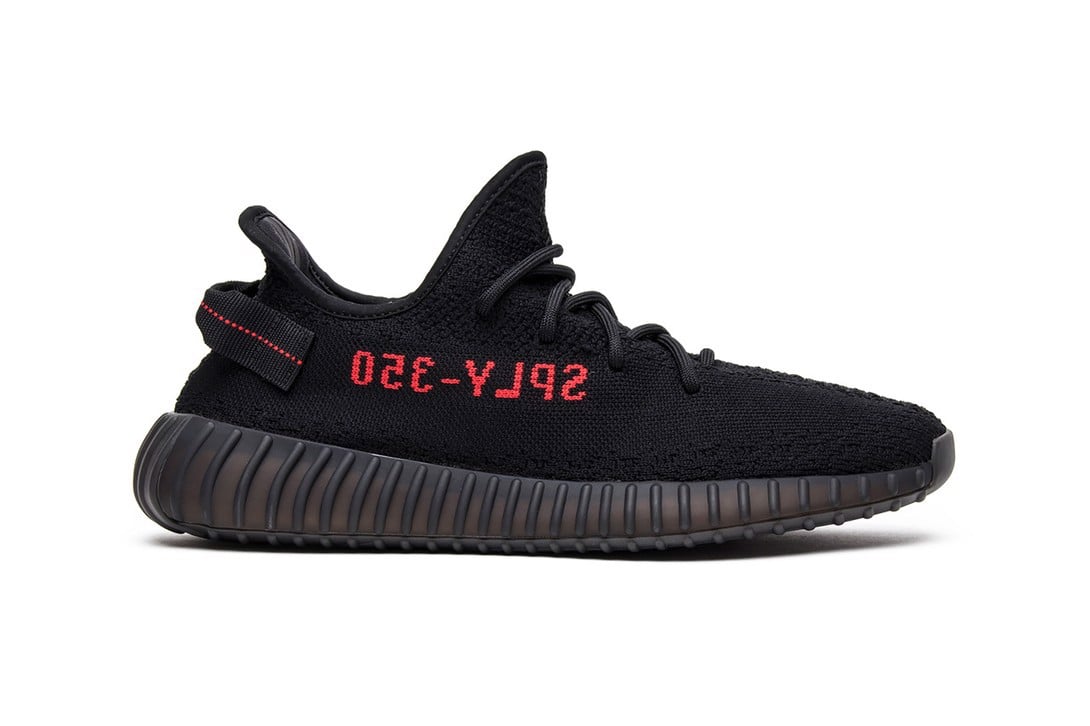 Hinh anh 7: Ben canh YEEZY 350 V2 “Light”, hay cung tro lai voi mot so mau YEEZY 350 co dien