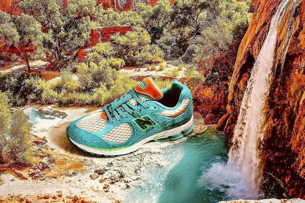 salehe-bembury-tuon-theo-dong-chay-cung-new-balance-2002r-'water-be-the-guide'