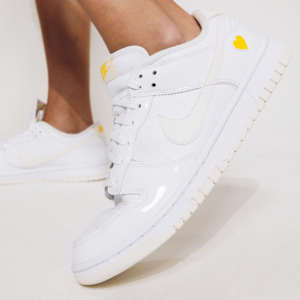 Giay Nike Dunk Low 'Valentine's Day Yellow Heart' FD0803-100
