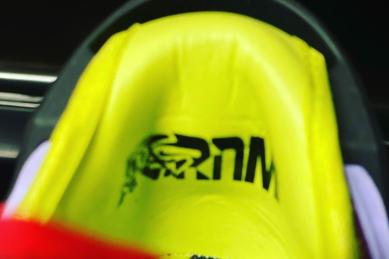 hinh-anh-chi-tiet-cua-phien-ban-acronym-x-nike-blazer-low-night-maroon