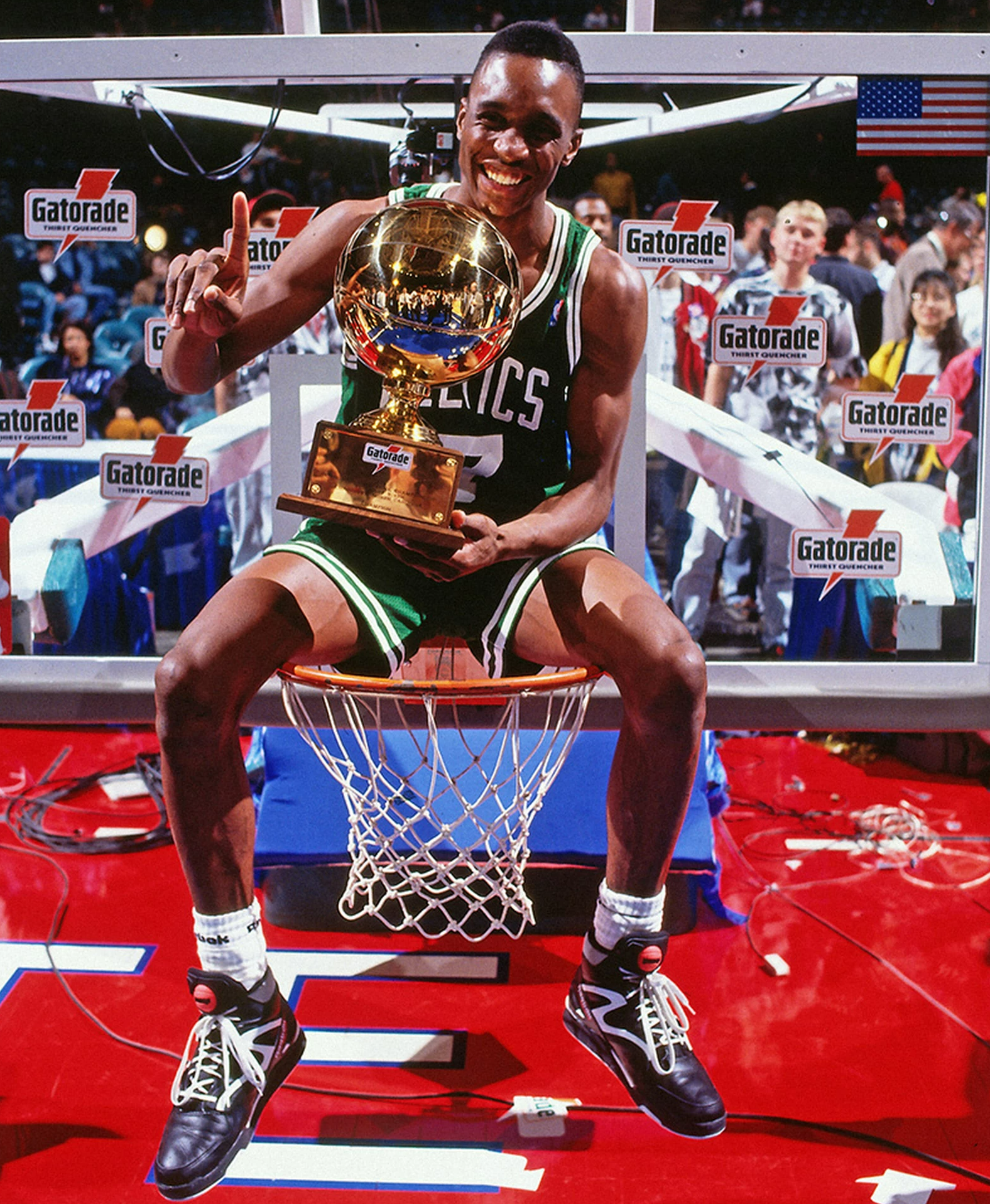 Hinh anh 4: Khoanh khac Reebok Pump tro thanh huyen thoai