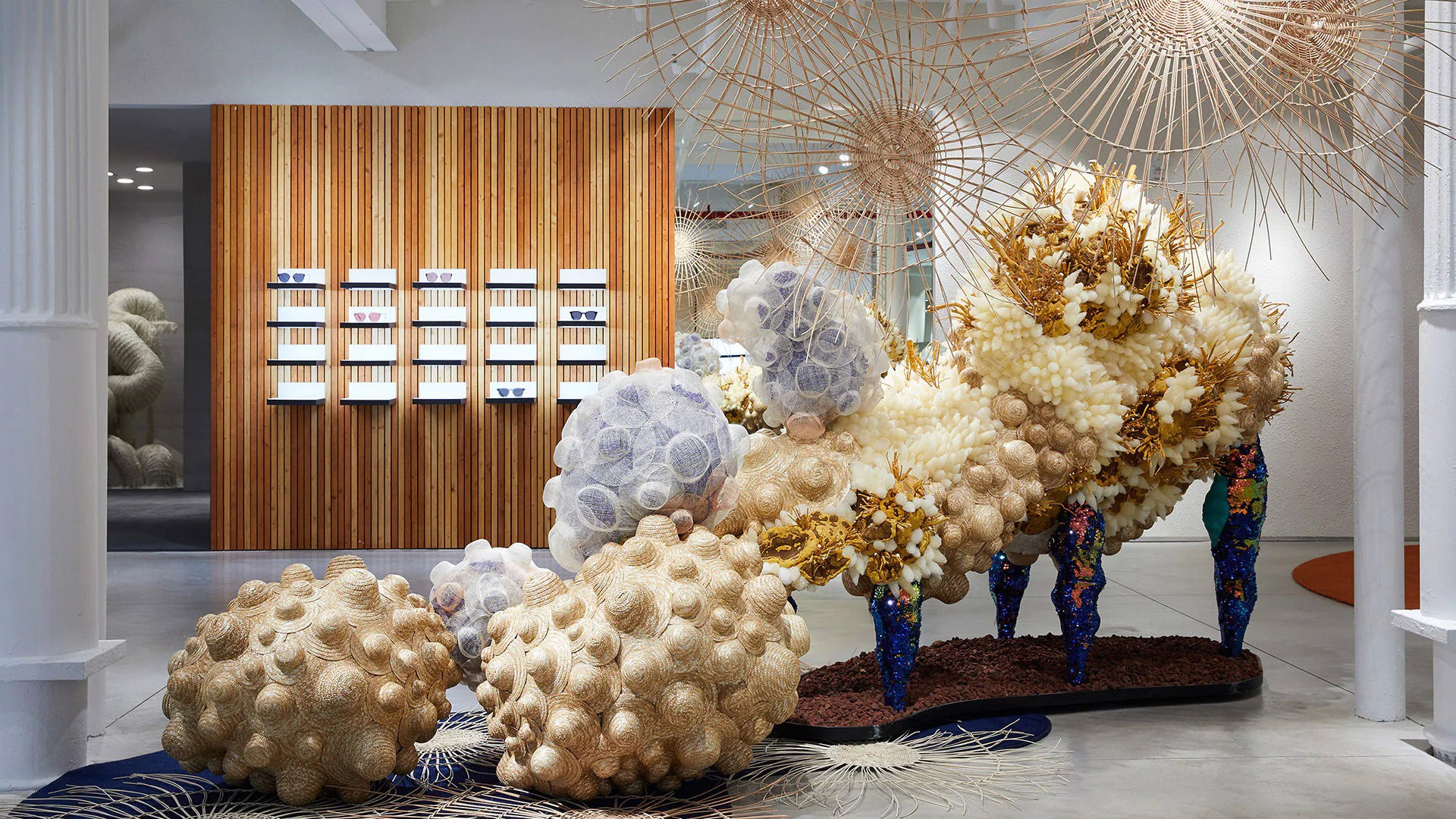 gentle-monster-bat-dau-mo-rong-thi-truong-ra-chau-au